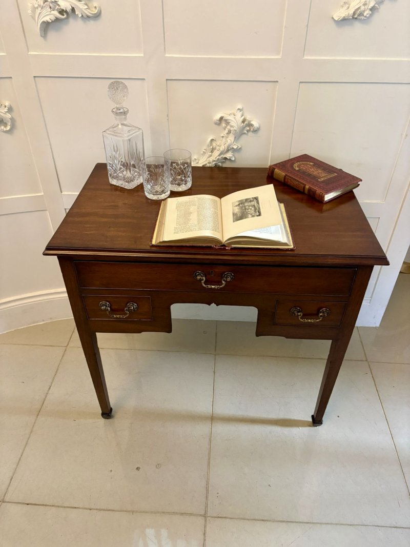 Antique Georgian Mahogany Lowboy / Hall Table / Small Desk - Image 5